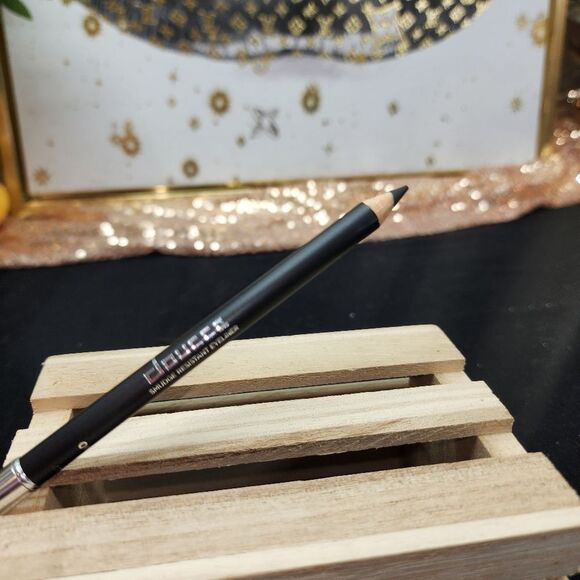 New Doucce Smudge Resistant Eyeliner Long Lasting Khol Liner 600 - Picture 7 of 7